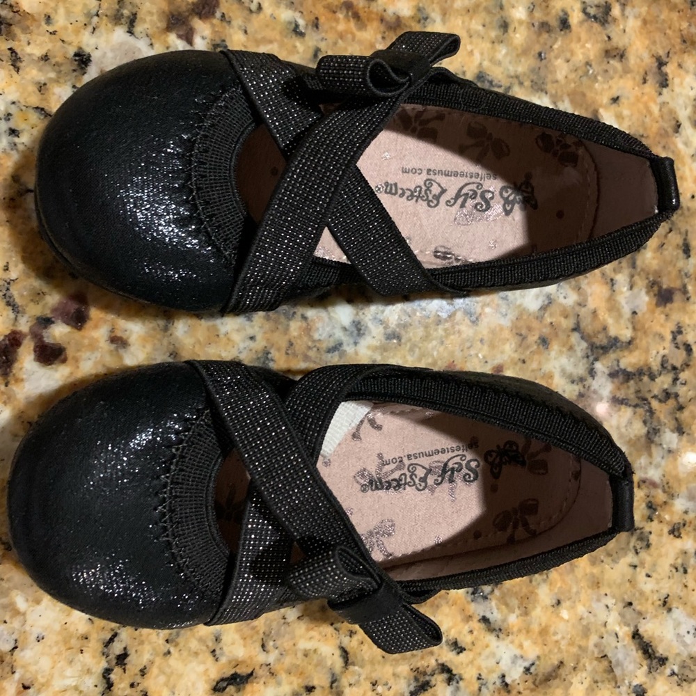 Black shoes